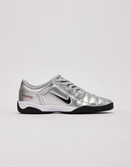 Nike Total 90