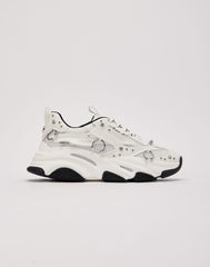 Steve Madden Possession