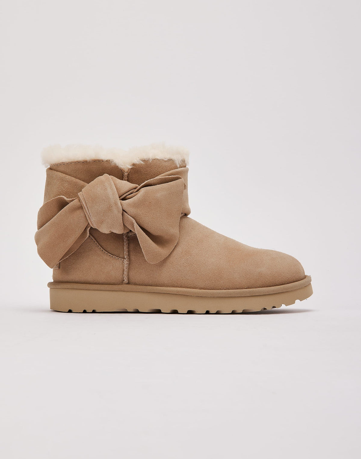 UGG Classic Mini Bow Boot