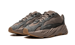 Adidas Yeezy 700 V2 Mauve